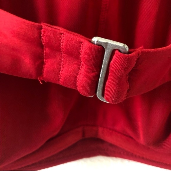 ATHLETA Red High Neck Underwire Sports Bra Women Size 32DD/DD - Picture 6 of 10